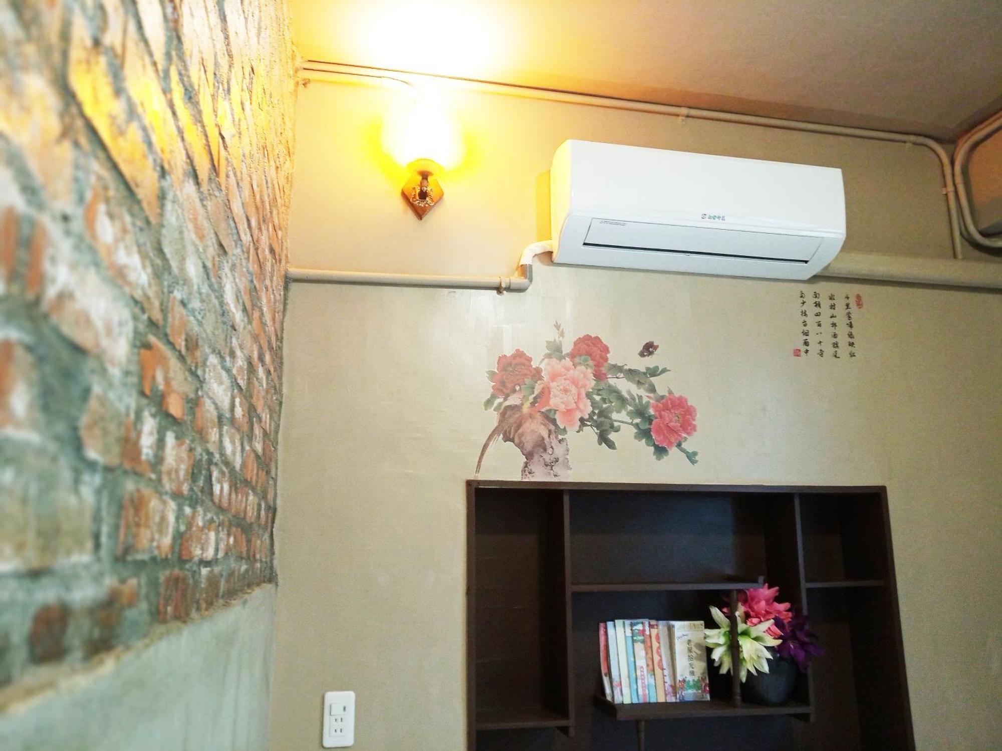 Tainan-Inn Bagian luar foto